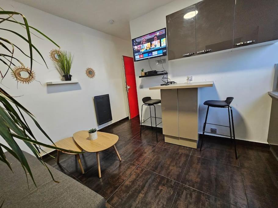 Appartement Proche Metro Paris Pantin Εξωτερικό φωτογραφία
